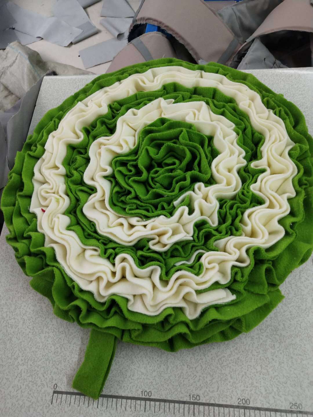 Pet Slow Food Sniffing Mat - Image 5