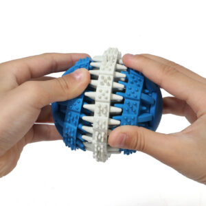 Pet Dog Cleansing Teeth And Leaking Food Turn To Universal Toys